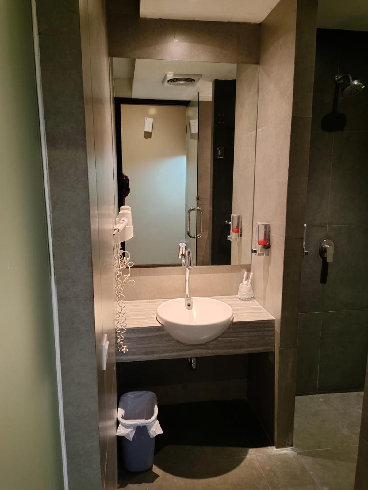 Sweet Garden Guest House Malang Dış mekan fotoğraf